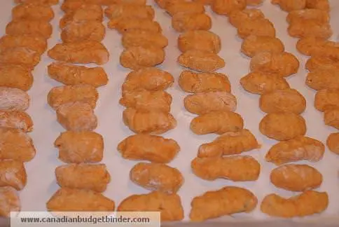 roasted-red-pepper-gnocchi-before-cooking