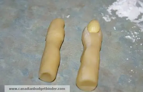 How to form witch finger cookies before you bake them. 