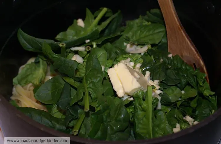 add-spinach-and-butter-to-pasta-wm