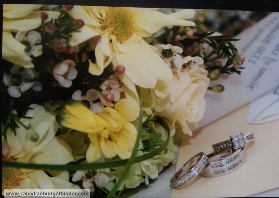 wedding-rings-centrepiece-
