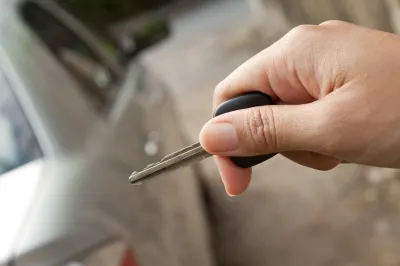 Key-selling-used-vehicle-