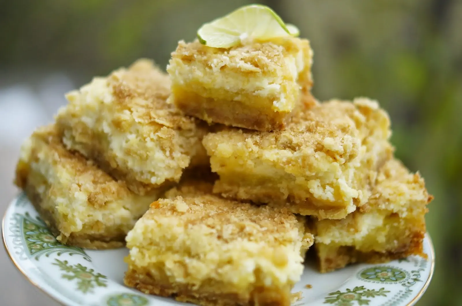 keylime-cheesecake-bars