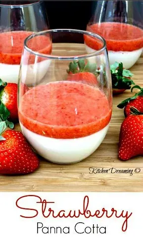 Strawberry-Panna-Cotta