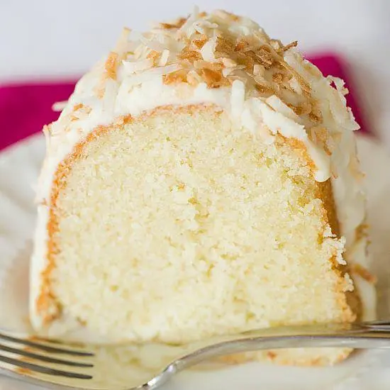 Coconut-Bundt-Cake