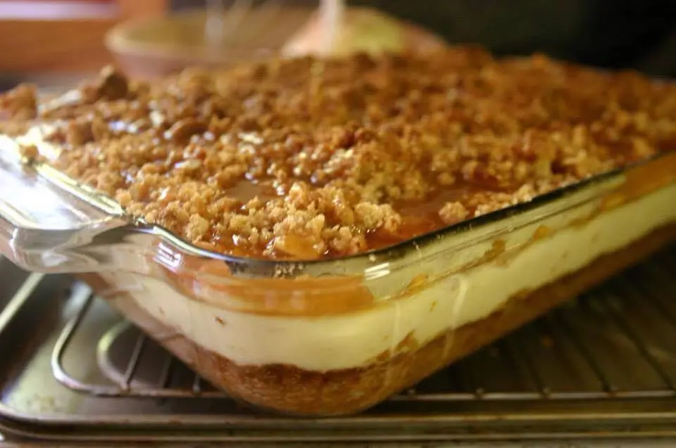 recipes-carmel-apple-cheesecake-bars