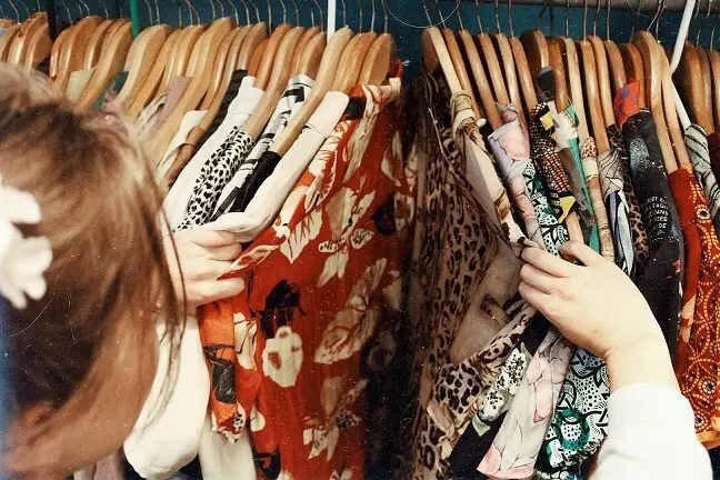 clothes-shopping