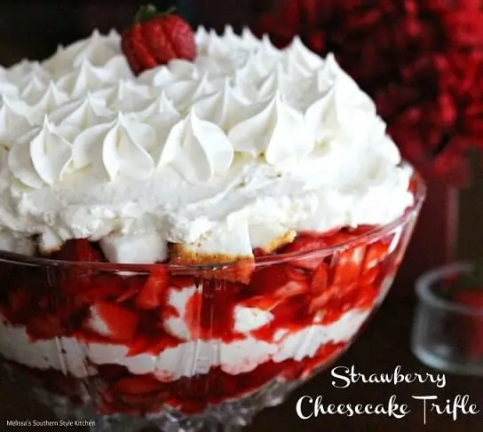 strawberry-cheesecake-trifle1