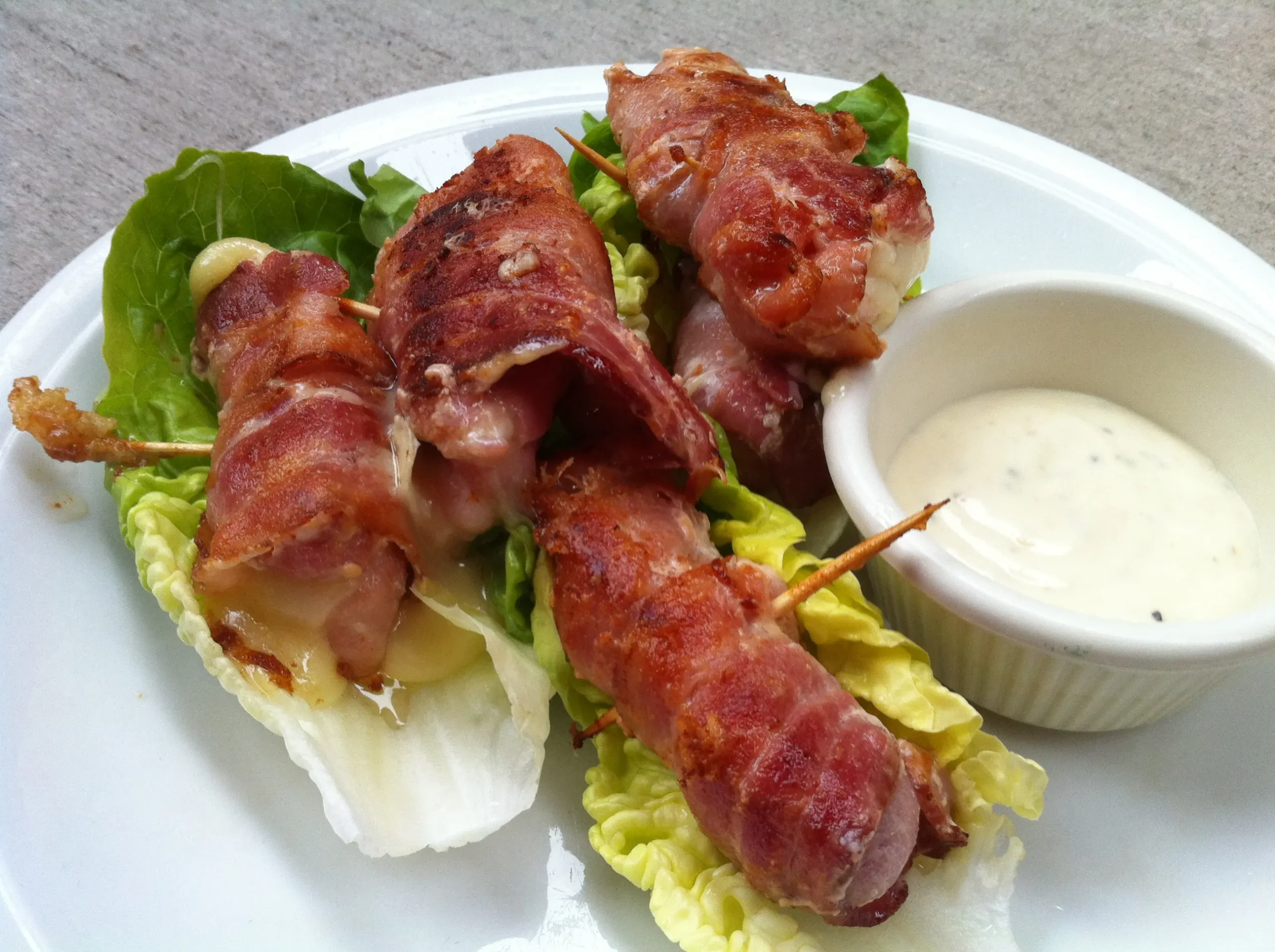 Keto Mozzarella Bacon Bomb Dippers