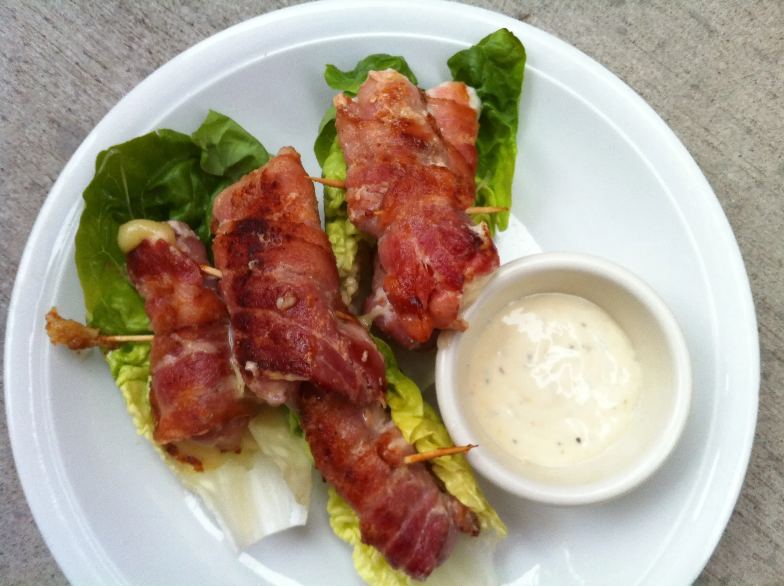 Keto Mozzarella Bacon Bomb Dippers