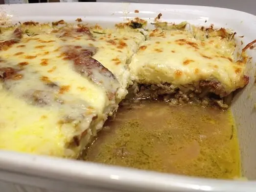 cauliflower-mash-cottage-pie-cut