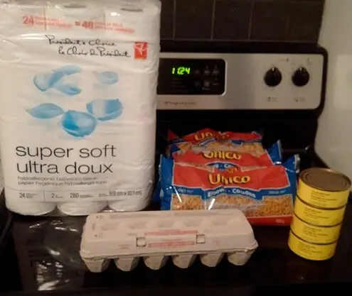 Presidents-Choice-Super-Soft-Toilet-Paper-Unico-Pasta-No-Name-Tuna-Dee-July-2-20161