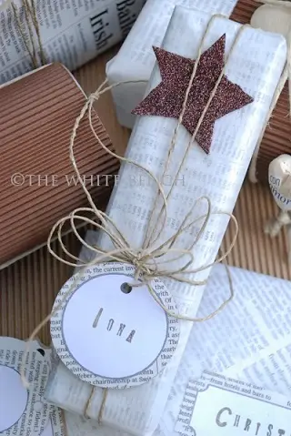 newspaper-christmas-wrapping