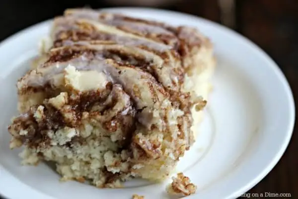 cinnamon-roll-cake-1