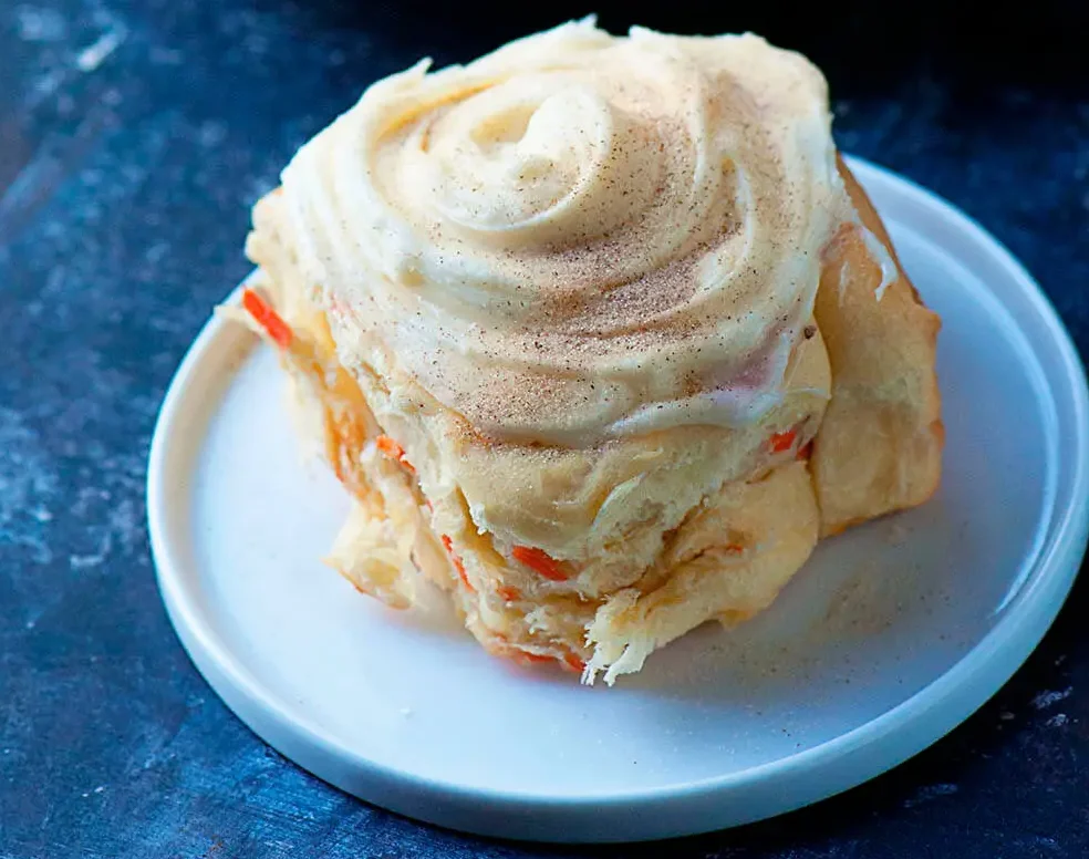 Carrot-Cake-Cinnamon-Rolls-resized