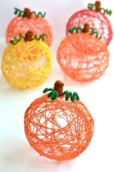 diy-yarn-pumpkin-craft