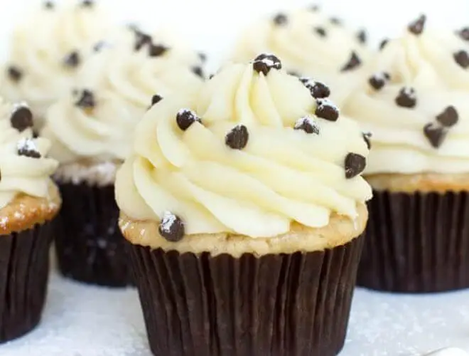 Cannoli-Cupcakes_26