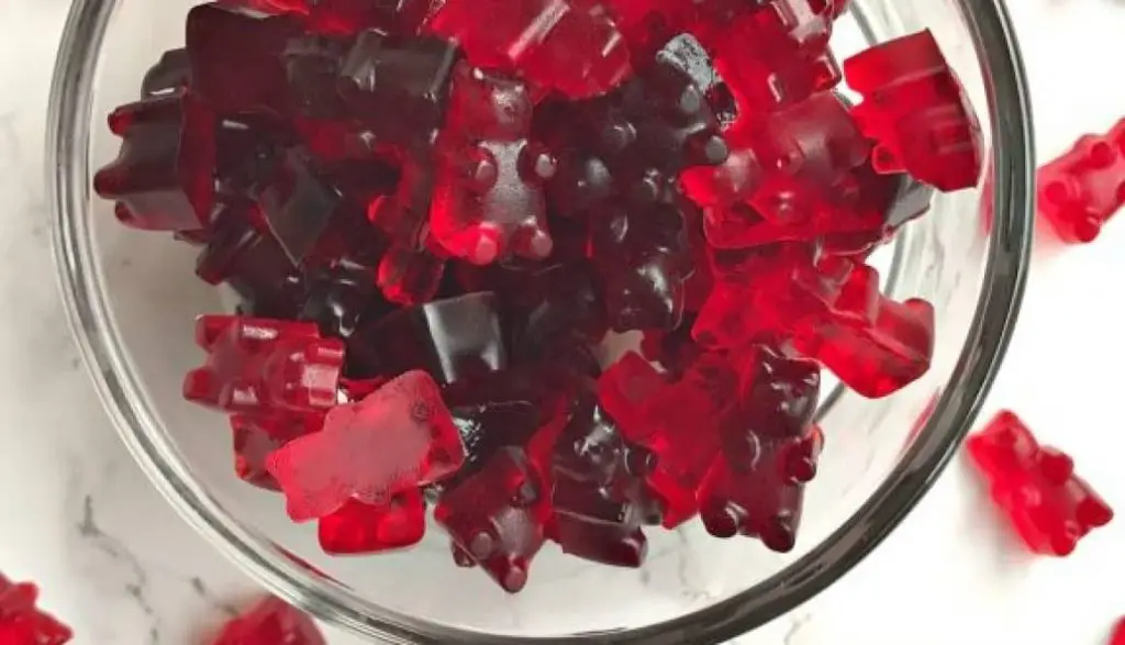 fun-wine-gummy-bears-5-576x1024-1160x665
