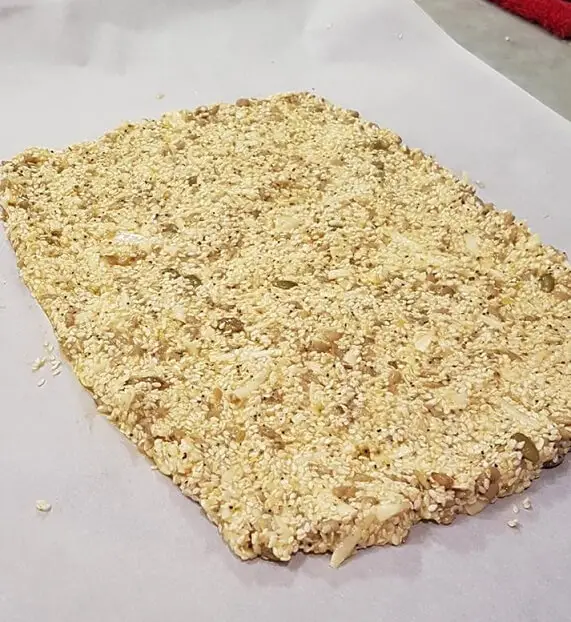 How to make keto Everything Crisp Bread,