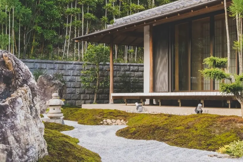 rock-garden-curb-appeal