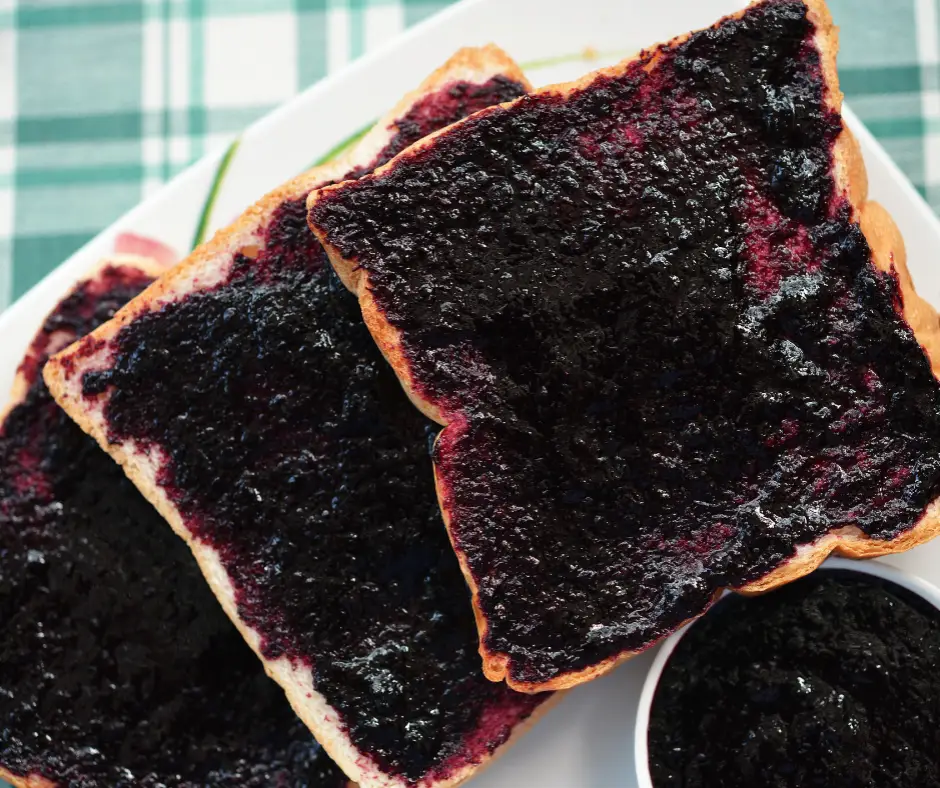 Sugar-Free Mulberry Jam On Toast