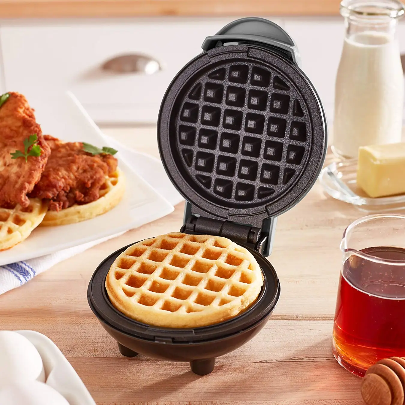 mini-waffle-machine-2