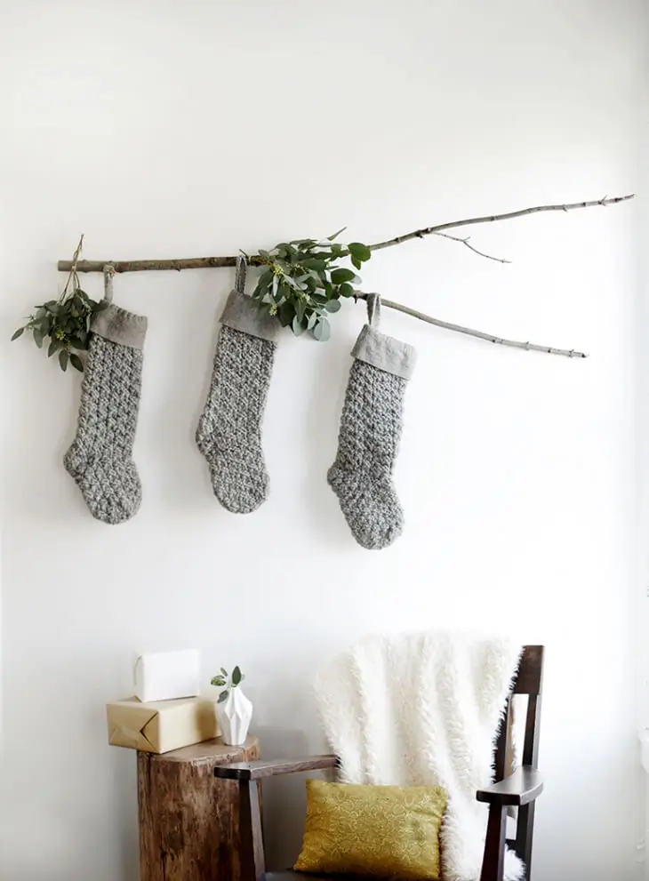 DIY-Branch-Stocking-Display-For-Christmas