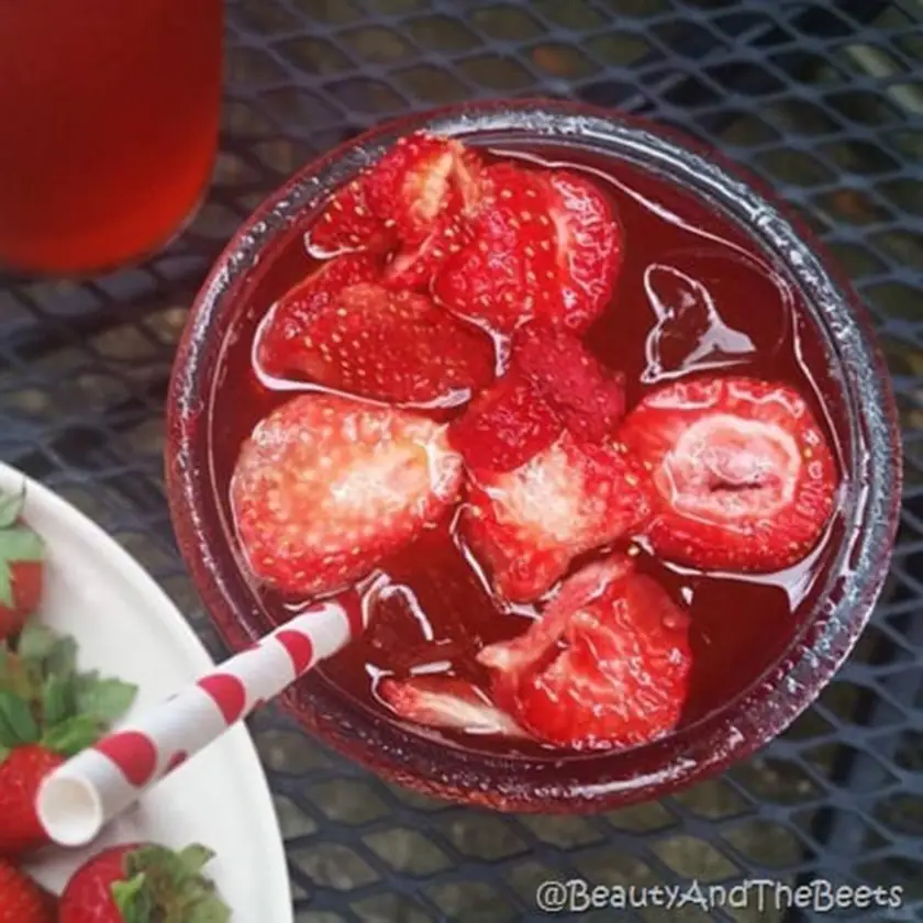 Strawberry Acai Refresher Recipe