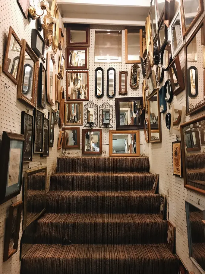 thrift-Decor-Mirrors-and-Wall-Art