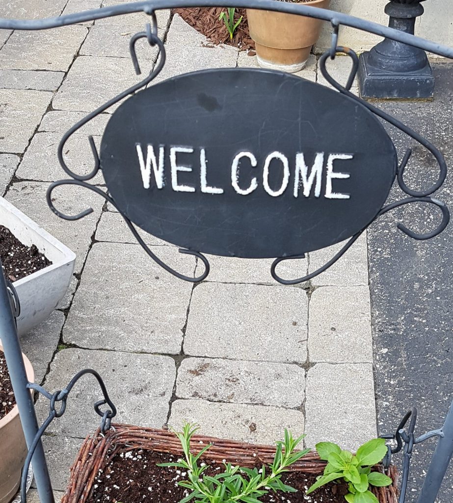 Friendly garden welcome sign planter box