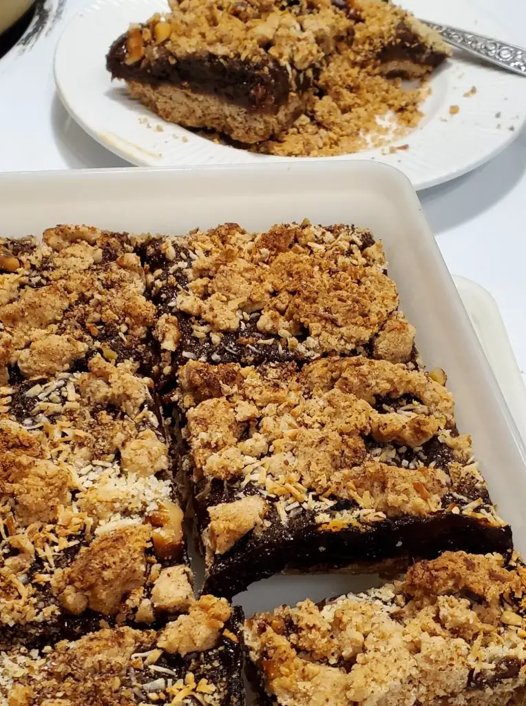 Cut Apple Raisin Date Squares