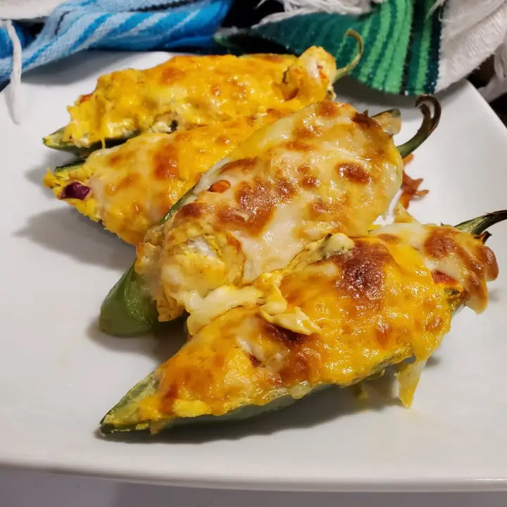 Jalapenos stuffed Bacon
