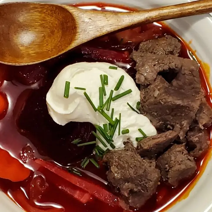 Cold Borscht Soup without Beef