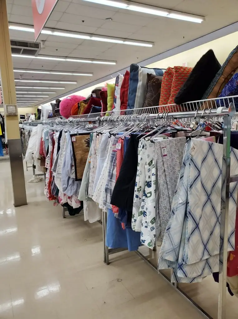Second-hand clothing store