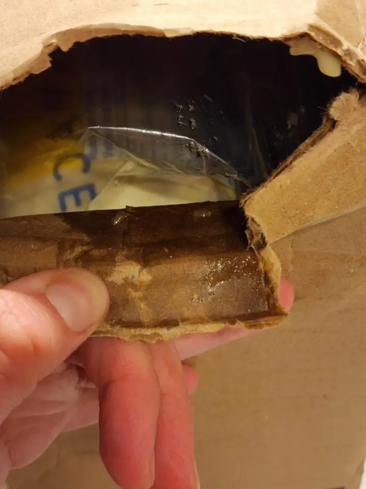 Damaged mayonnaise jar from Amazon